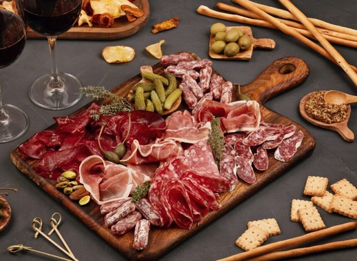 Cured meats and meat-based products: taste and tradition